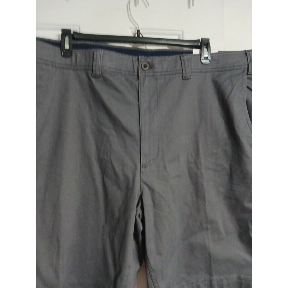 NWT Men's St. John's Bay Big&Tall 11" Flat Front Shorts Size 42 Tall Charcoal - Picture 3 of 6